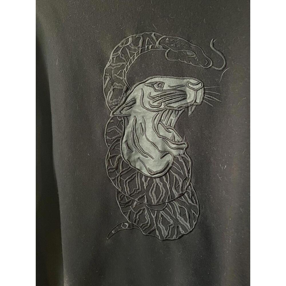 H&M If It Ain't XO Sweatshirt - Picture 2 of 5